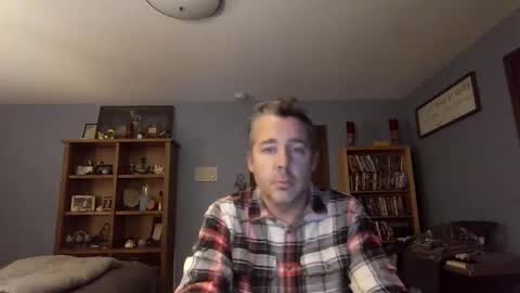 Snapshot of chrisw8121 chatting on November 16, 12:27 am chrisw8121 online show from November 16, 12:27 am