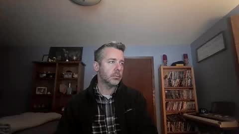 chrisw8121 online show from February 22, 11:36 pm