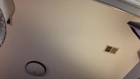 Chris online show from March 6, 6:15 pm