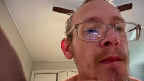 Snapshot of chriswells062590 chatting on March 28, 4:39 pm chriswells062590 online show from March 28, 4:39 pm