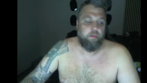 Snapshot of chrizz80 chatting on October 20, 11:16 pm Chrizz online show from October 20, 11:16 pm