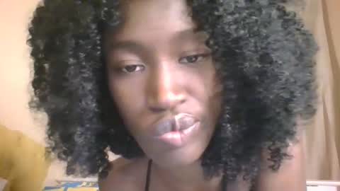 chroe22 online show from April 16, 9:39 pm