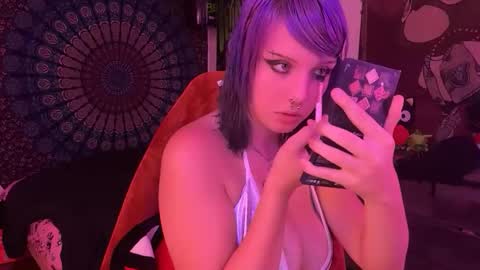 chromeheartzz online show from March 24, 3:33 am