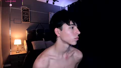 chrristopher77 online show from September 13, 8:19 pm