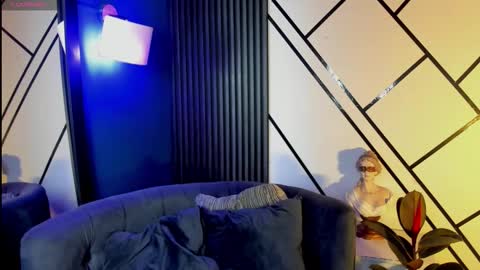 chrristopher77 online show from October 7, 1:52 pm