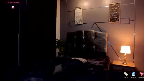 chrristopher77 online show from October 8, 12:47 pm