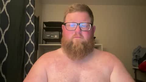 chubbsguy92 online show from June 5, 2:40 am