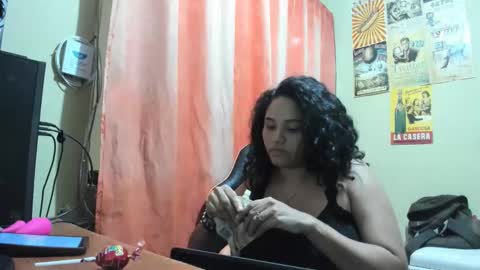 kate   online show from March 31, 2:57 am