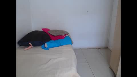 chubbybellax online show from February 24, 10:24 am