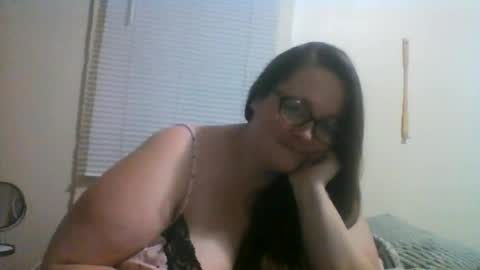 Snapshot of chubbycutie420 chatting on June 18, 6:13 am chubbycutie420 online show from June 18, 6:13 am
