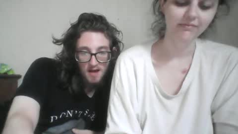 Snapshot of chubbyhoneybunny chatting on July 2, 1:28 pm Chubbyhoneybunny online show from July 2, 1:28 pm