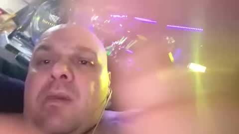 Chubbydutch man online show from October 25, 7:05 am