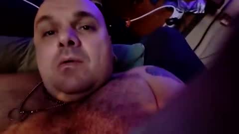 chubbyman40 online show from December 1, 2:49 am