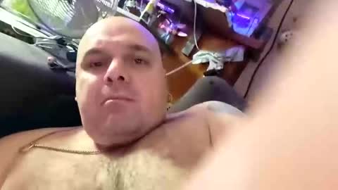 chubbyman40 online show from February 13, 12:45 pm