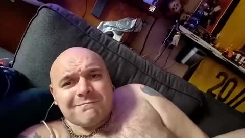 Snapshot of chubbyman44 chatting on May 18, 7:58 am chubbyman44 online show from May 18, 7:58 am