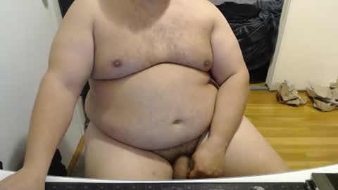 AstorYvr online show from December 17, 5:13 am