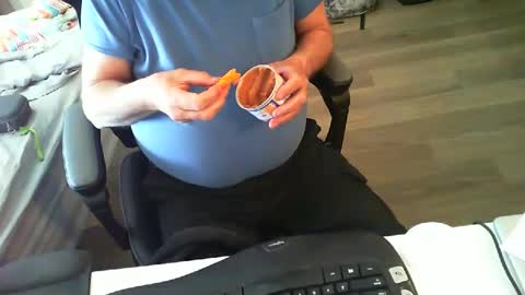 Snapshot of chubtoy chatting on March 10, 7:40 pm chubtoy online show from March 10, 7:40 pm