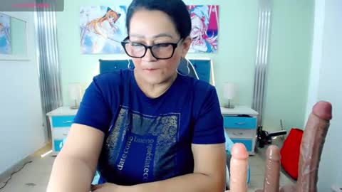 Lulu online show from July 8, 2:21 pm