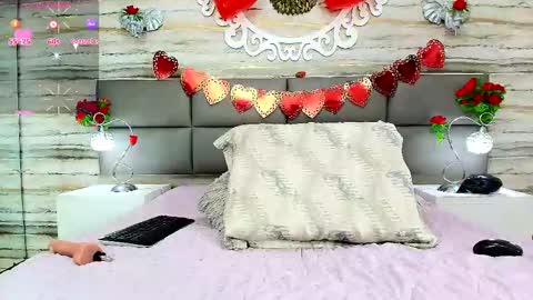 Snapshot of ciara_connor chatting on February 16, 2:20 am ... ... online show from February 16, 2:20 am