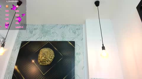 Snapshot of ciara_connor chatting on March 3, 5:07 pm ... ... online show from March 3, 5:07 pm