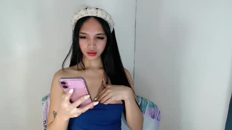 Snapshot of cici_02 chatting on April 29, 1:10 am call me Cici online show from April 29, 1:10 am