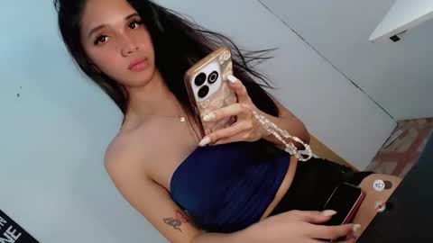 Snapshot of cici_02 chatting on April 29, 4:44 pm call me Cici online show from April 29, 4:44 pm