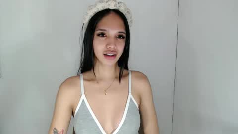 Snapshot of cici_02 chatting on April 30, 12:17 am call me Cici online show from April 30, 12:17 am