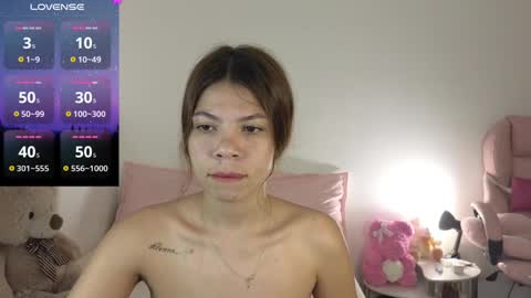 Snapshot of cielo_18d chatting on December 22, 4:39 am Mia online show from December 22, 4:39 am