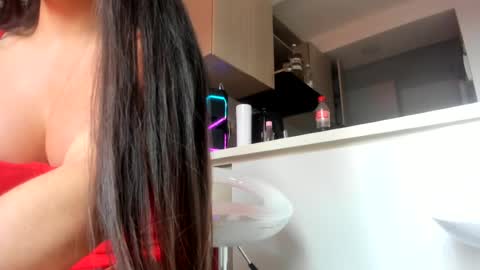 Snapshot of cielo_9 chatting on July 4, 12:22 pm Sara INSTAGRAM SARARENDON7798 online show from July 4, 12:22 pm
