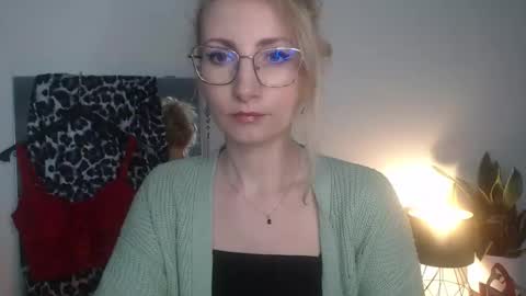 Cinderella online show from April 3, 5:27 am