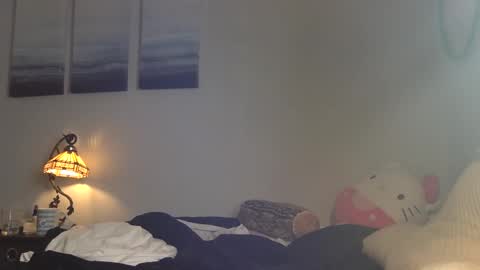 Snapshot of cindy_loo_hoops chatting on March 29, 2:17 pm sisypheanlove online show from March 29, 2:17 pm