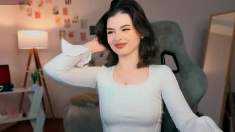 Snapshot of cindyclub_ chatting on June 5, 3:35 am Rebbeka online show from June 5, 3:35 am