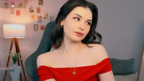 Snapshot of cindyclub_ chatting on June 7, 3:21 am Rebbeka online show from June 7, 3:21 am