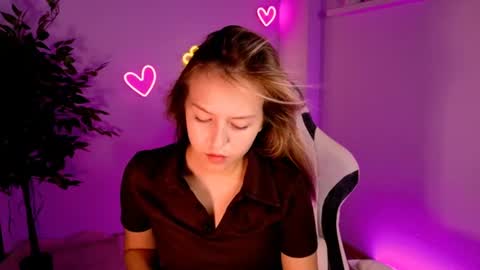 cindylovesmith online show from July 9, 4:38 am