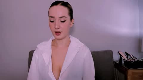 cindyprettywomen online show from June 6, 7:13 am