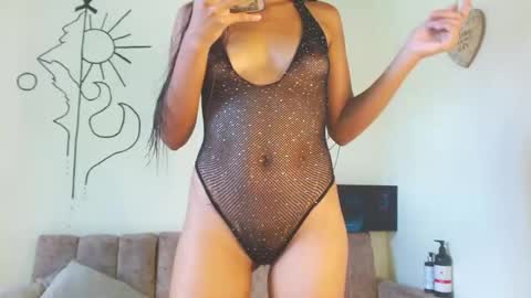 cinna__ online show from September 27, 4:45 pm