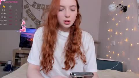 Snapshot of cinnabongirls chatting on December 28, 10:36 am Maddy online show from December 28, 10:36 am