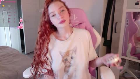 Snapshot of cinnabongirls chatting on October 20, 12:05 pm Maddy online show from October 20, 12:05 pm