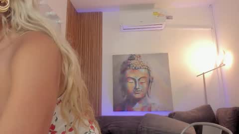 Cintia online show from March 10, 11:15 am