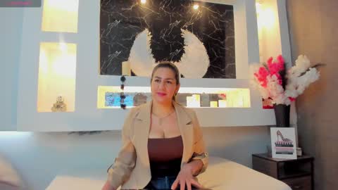 Cinthya  online show from October 4, 12:25 pm