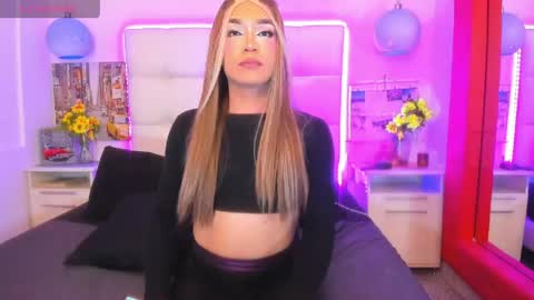cinthya_walker1 online show from June 5, 2:45 pm