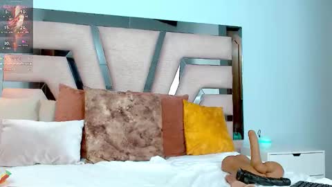 Cintia Hills online show from January 22, 8:29 am