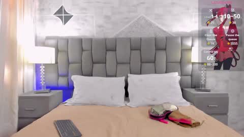 CintiaCollins  online show from December 26, 4:47 pm