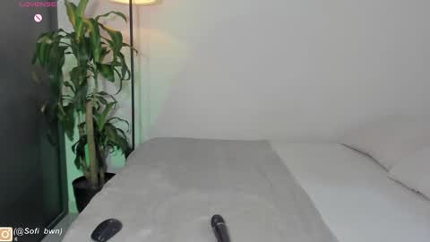 Snapshot of cintya_brown chatting on April 28, 2:11 pm Sofia OF online show from April 28, 2:11 pm