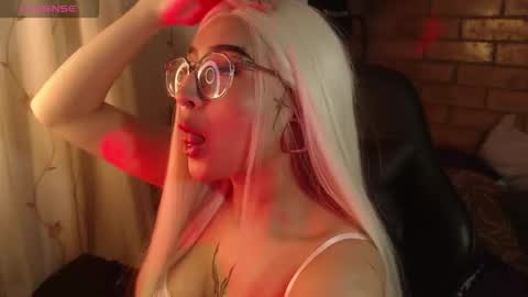 Cintya online show from February 17, 11:11 pm