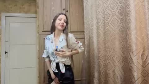 Lisa Salivan online show from December 1, 11:21 pm