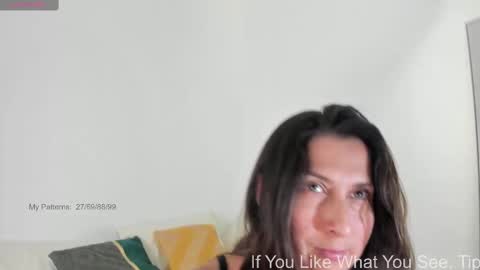 Snapshot of circejuno1 chatting on October 5, 8:51 pm Carol online show from October 5, 8:51 pm