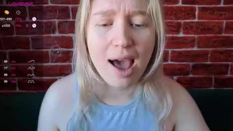 citrusblissss online show from February 3, 6:22 am