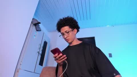 Snapshot of cj_davis1 chatting on June 14, 1:36 am cj_davis1 online show from June 14, 1:36 am