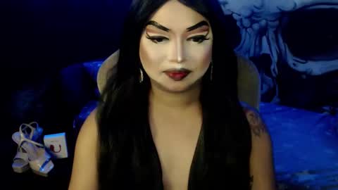 QUEEN CESS online show from January 6, 1:48 pm